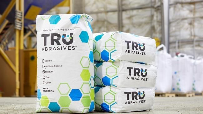 Công ty Strategic Material (Mỹ) hợp tác cung cấp chất mài mòn thủy tinh nghiền