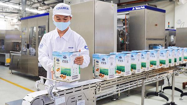 Vinamilk tiếp tục thuộc nhóm dẫn đầu Top 50 doanh nghiệp niêm yết tốt nhất 2021