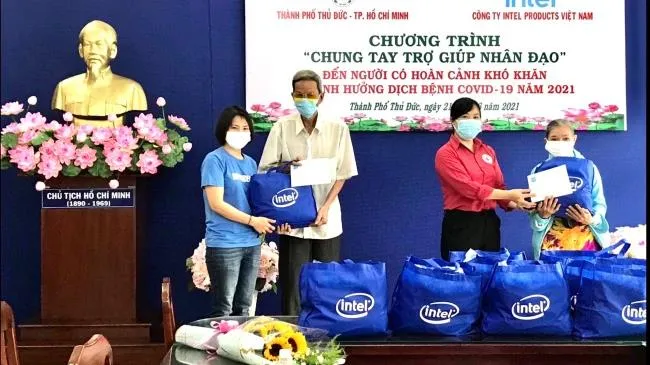 “Chung tay trợ giúp nhân đạo” đến người gặp khó khăn do Covid-19