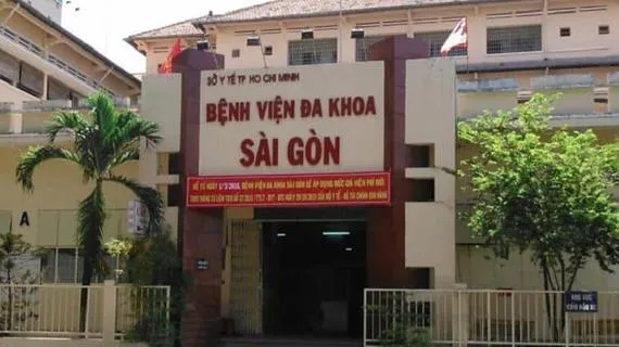 Phát hiện 5 ca COVID-19 qua khám sàng lọc, Bệnh viện Đa khoa Sài Gòn ngưng nhận bệnh nhân