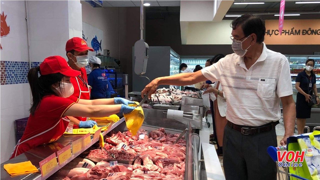 Saigon Co.op sẽ tăng gần gấp đôi lượng thịt heo cho hệ thống bán lẻ sau khi chợ đầu mối tạm đóng cửa
