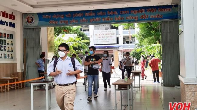Thi tốt nghiệp THPT 2021: Đề thi Ngữ văn gây bất ngờ