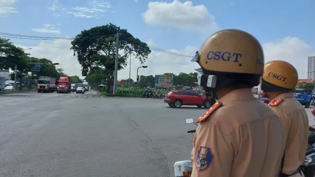 Bảo đảm trật tự an toàn giao thông trong Kỳ thi tốt nghiệp THPT năm 2021