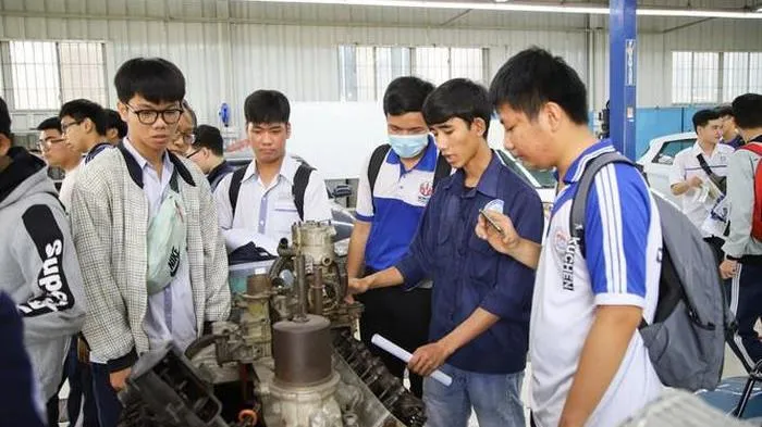 Tuyển sinh 2021: Trường Đại học Sư phạm Kỹ thuật TPHCM công bố điểm trúng tuyển học bạ