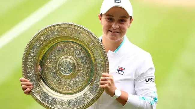 Wimbledon 2021: Đánh bại Karolina Pliskova, Ashleigh Barty lần đầu vô địch Grand Slam sân cỏ