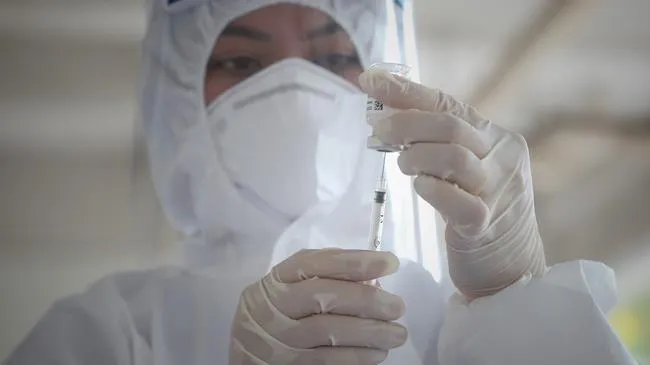 Bộ Y tế: Những người đã tiêm mũi 1 vaccine nào thì tốt nhất tiêm mũi 2 loại đó