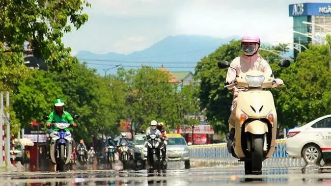 Dự báo thời tiết cả nước 3 ngày tới (13 đến ngày 15/8): Trung bộ giảm nắng nóng