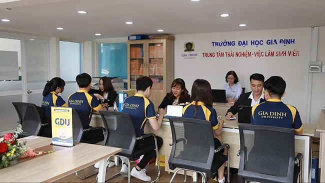 Đại học Gia Định khai giảng trực tuyến đón tân sinh viên