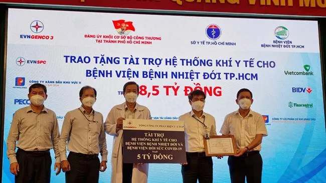 Bàn giao hệ thống cấp oxy dòng cao cho Bệnh viện Bệnh Nhiệt đới TPHCM