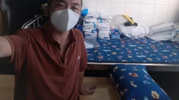 “Lấy Trung tâm y tế là nhà, xe cứu thương là bạn”