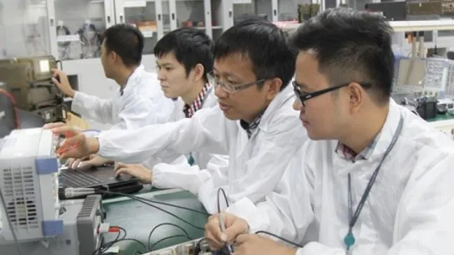 Các giai đoạn phát triển công nghệ ở Việt Nam như thế nào?