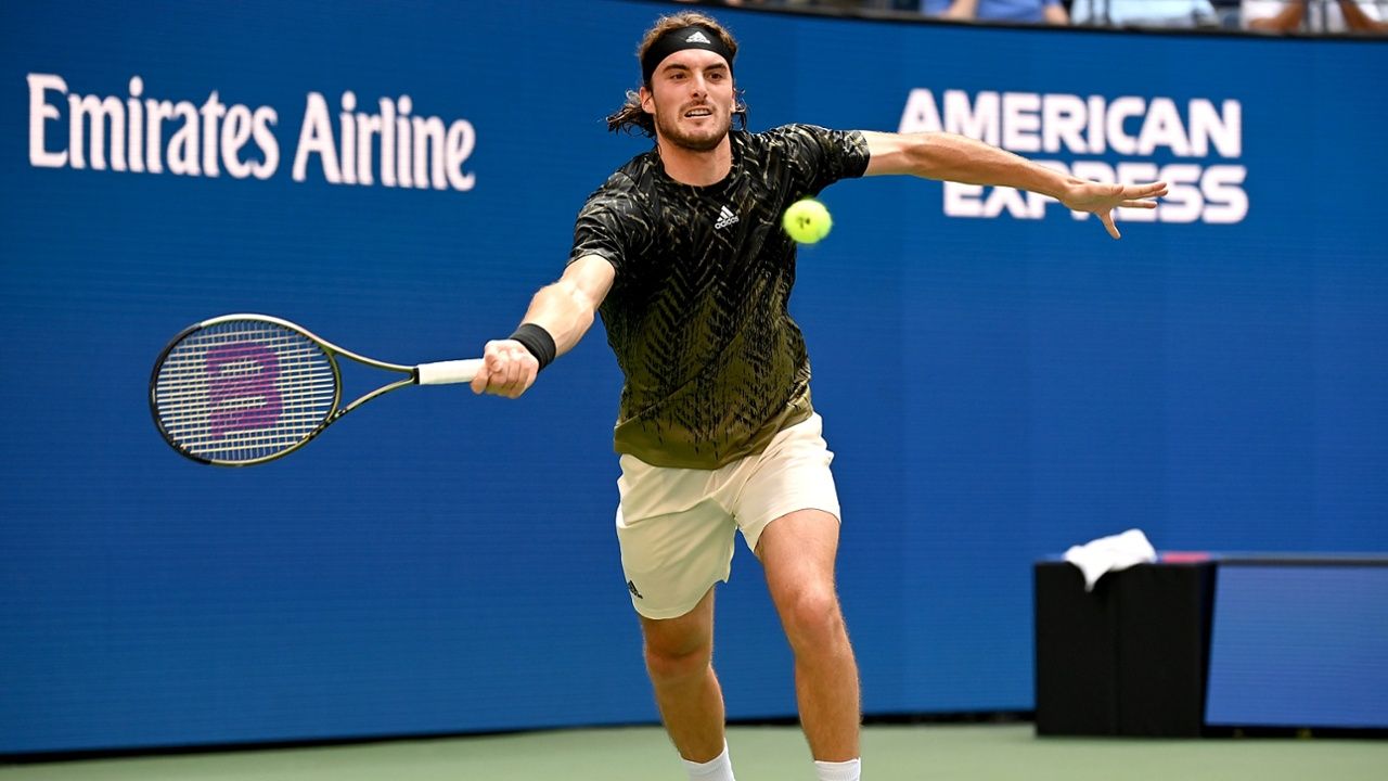 US Open 2021: Stefanos Tsitsipas ngược dòng thắng kịch tính Andy Murray trận ra quân