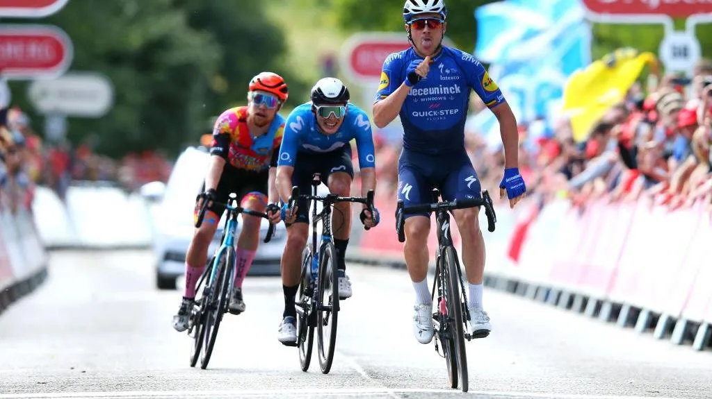 Tour of Britain 2021: Yves Lampaert xuất sắc về nhất chặng 7