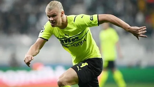 Haaland là cầu thủ Bundesliga xuất sắc nhất tháng 8 - Solskjaer đón tin cực vui ở tuyến giữa
