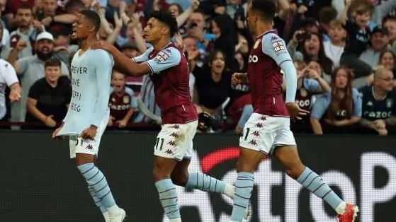 Aston Villa giành chiến thắng giòn giã trước Everton