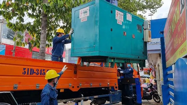 Mức tiêu thụ điện toàn quốc và miền Nam tiếp tục giảm thấp trong nửa đầu tháng 9