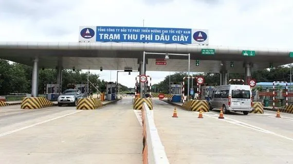 Từ sáng nay 20/9, trạm thu phí Dầu Giây thu phí trở lại