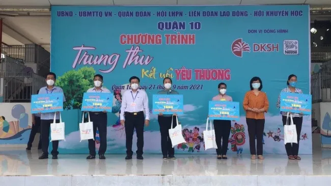 Trung Thu kết nối yêu thương: Hơn 1.100 phần quà cho thiếu nhi có hoàn cảnh khó khăn