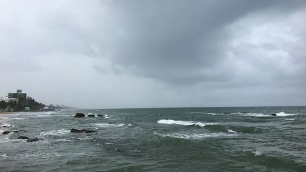 Dự báo bão số 6 mới nhất: hoàn lưu vùng áp thấp gây mưa lớn
