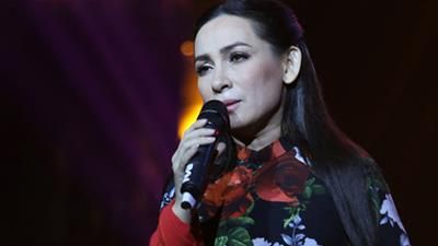 Ngày 28/9 : Ca sĩ Phi Nhung qua đời do Covid-19