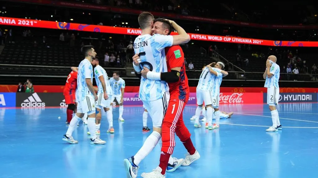 Futsal World Cup 2021: Thắng nghẹt thở Brazil, Argentina giành tấm vé đầu tiên vào chung kết