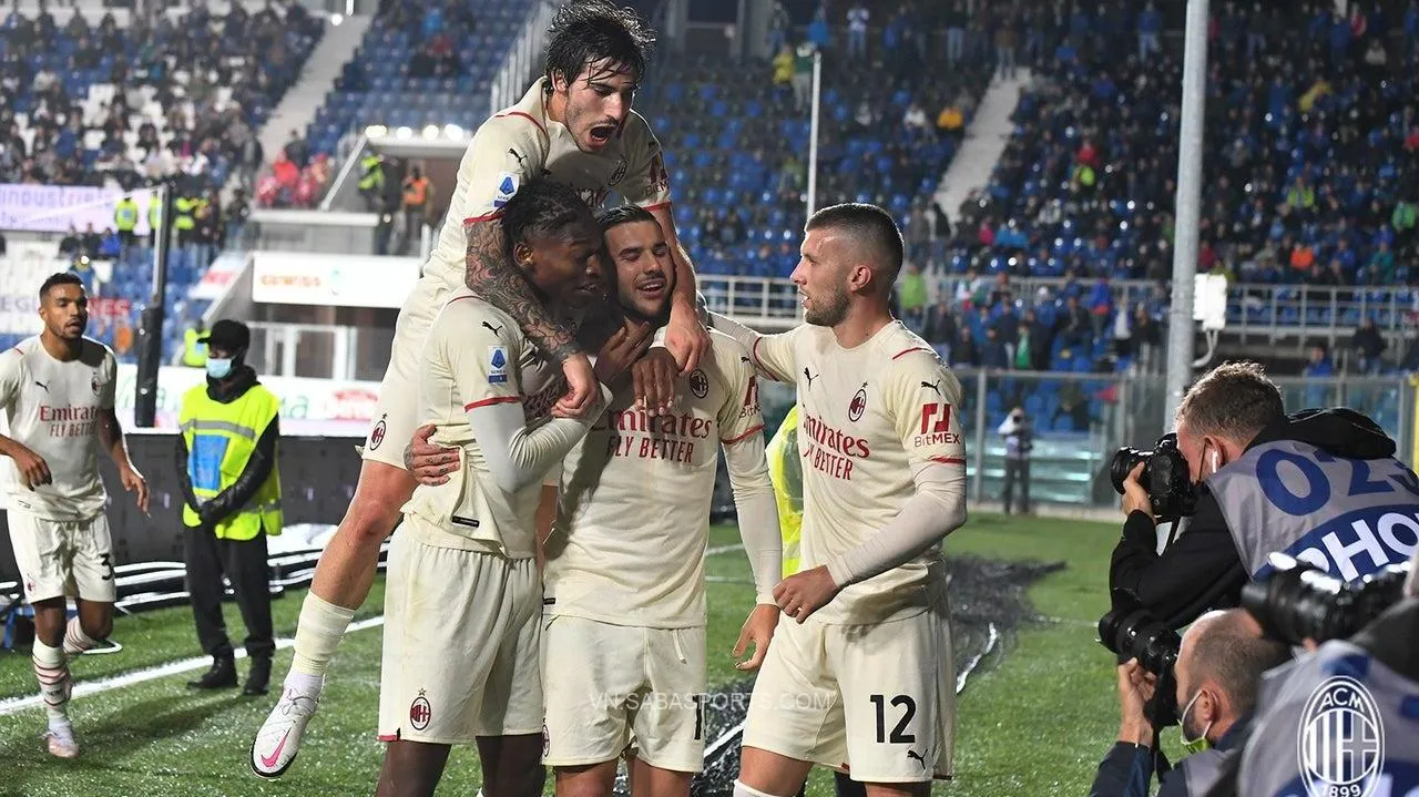 Kết quả Serie A: Milan vượt Inter - Roma vào top 4