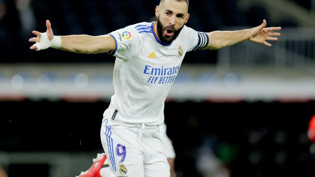 Chiếc giày Vàng châu Âu 2021/22: Benzema lọt vào top 5