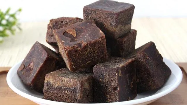 Đường đen “ăn thả ga không kiểm soát” có thể dẫn đến các bệnh mãn tính
