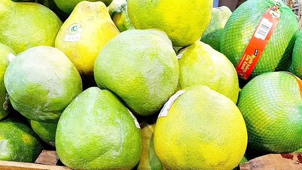 Giá cả thị trường hôm nay 10/10/2021: Bưởi 35.500 đồng/kg