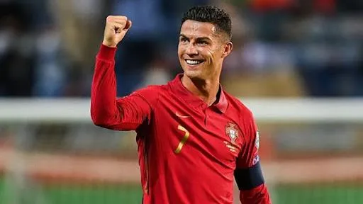 Ghi bàn cho tuyển Bồ Đào Nha, Ronaldo lập thêm 2 kỷ lục