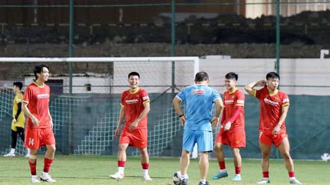 Tin bóng đá trưa 10/10: HLV Park Hang Seo “tố cáo” Oman phá quy định của AFC