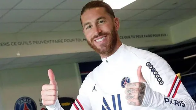 Sergio Ramos vẫn chưa thể ra sân tại PSG - Barca gặp khó khăn tài chính