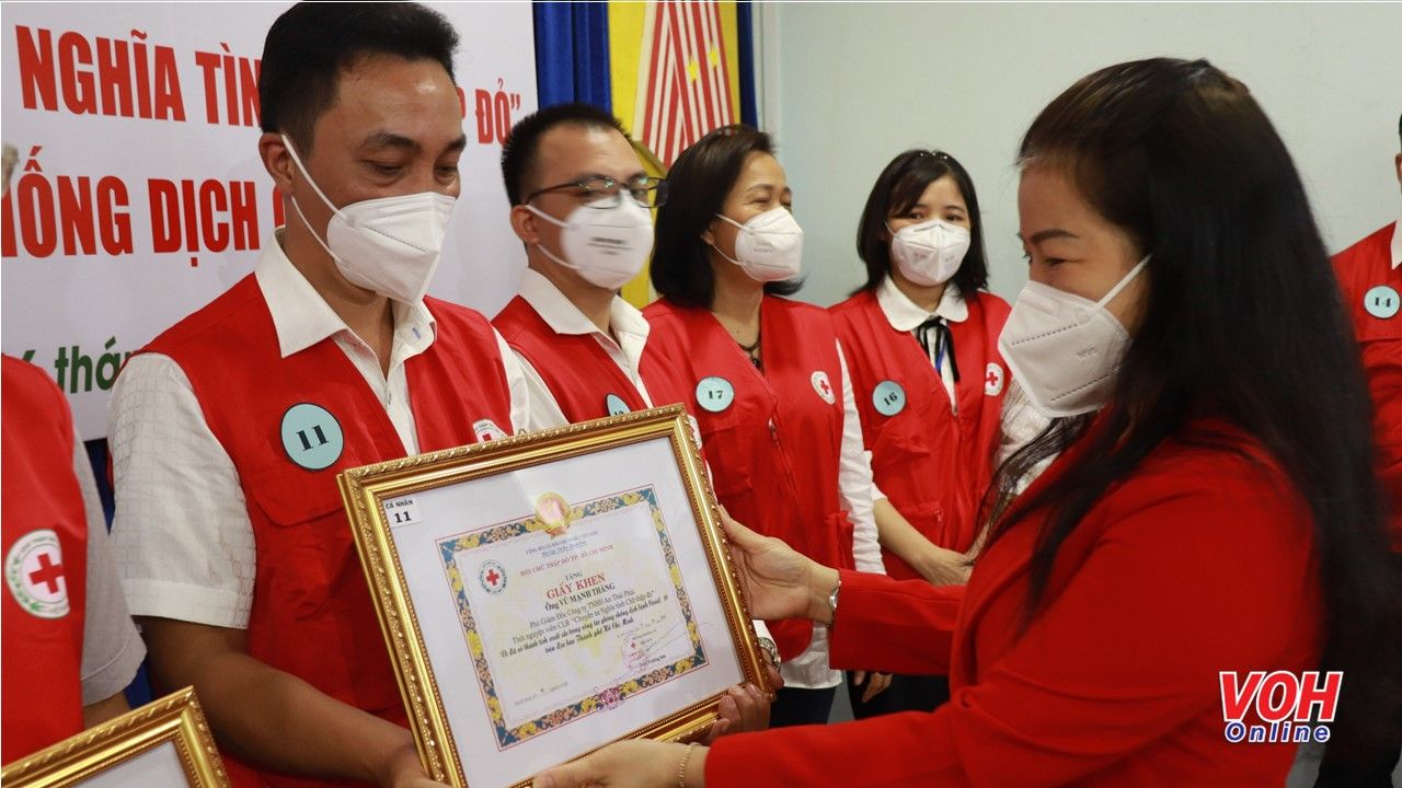 Mô hình Chuyến xe nghĩa tình tổ chức hàng ngàn chuyến xe vận chuyển hàng hóa, người bệnh