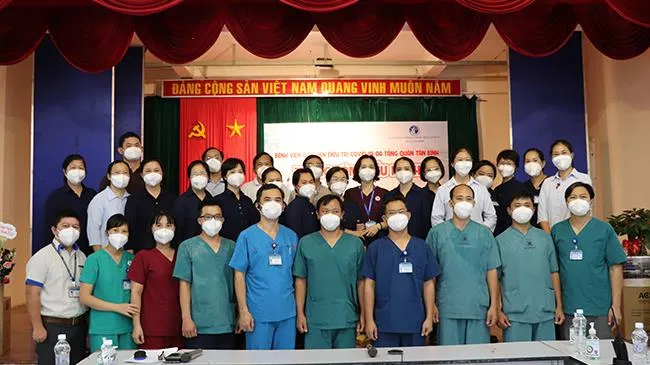 Chia tay các tình nguyện viên tôn giáo kết thúc hỗ trợ chống dịch
