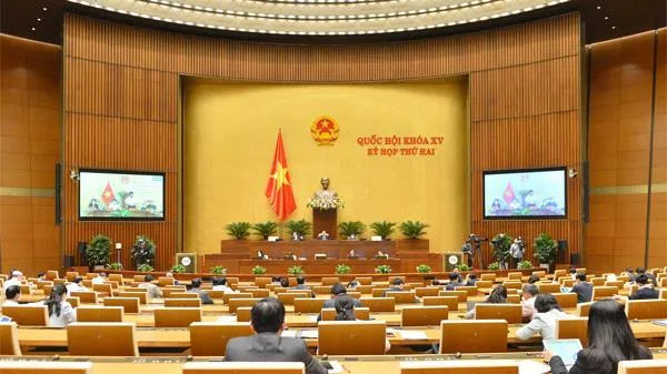 Quốc hội thảo luận về Luật Thi đua, khen thưởng