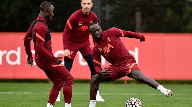 Keita và Thiago báo tin vui cho Liverpool - Sterling đã được Barcelona liên hệ