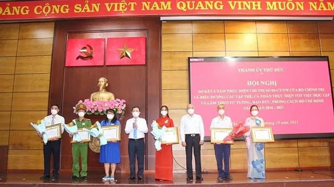 Cần chú trọng tính nêu gương của người đứng đầu trong học tập Bác