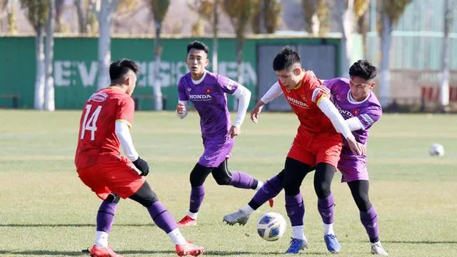 U23 Việt Nam luyện khả năng thi đấu đối kháng