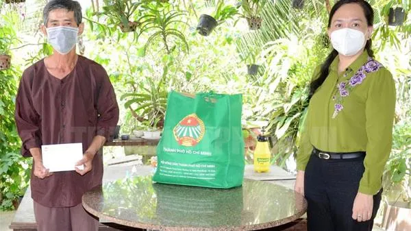Hội Nông dân Thành phố tiếp tục thực hiện chương trình “Nghĩa tình nông dân TPHCM”
