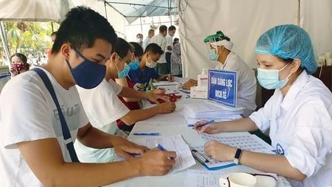 Người dân tự giác thông báo với cơ quan y tế khi đến hoặc về TPHCM