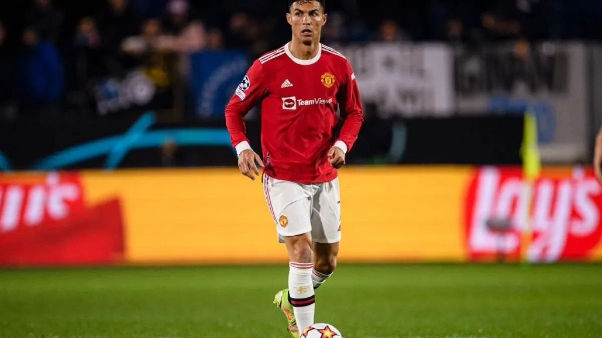 Sancho thay đổi vị trí trí thi đấu - CR7 có thể sớm rời MU