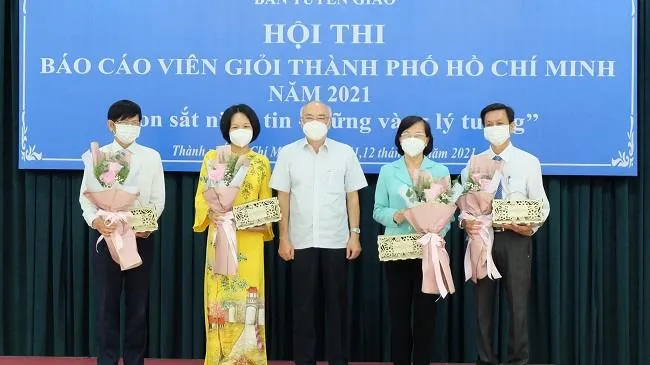 Hội thi báo cáo viên giỏi TPHCM “Son sắt niềm tin – Vững vàng lý tưởng”