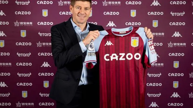 Steven Gerrard dẫn dắt Aston Villa, Ngoại hạng Anh phản đối World Cup tổ chức 2 năm/lần