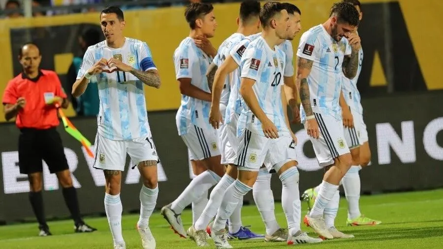 Vòng loại World Cup 2022: Đá bại Uruguay, Argentina tiến gần tấm vé đến Qatar