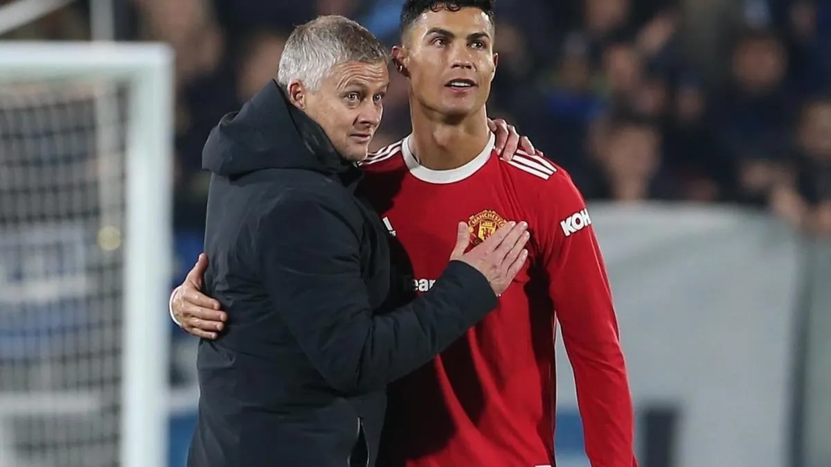Tin tức MU: Ronaldo bày tỏ lòng kính trọng với HLV Solskajer