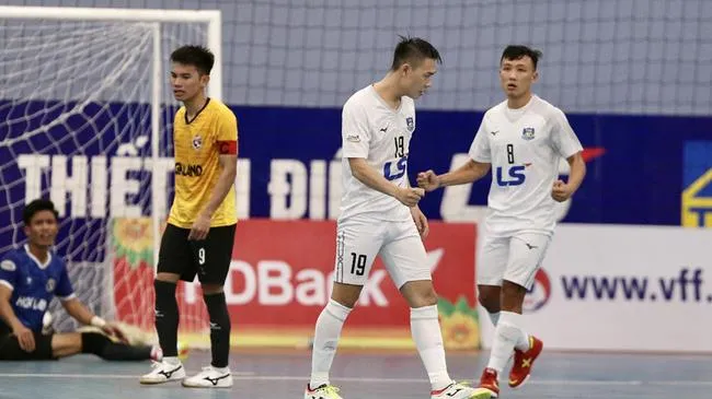 Giải Futsal VĐQG 2021: Thái Sơn Nam củng cố ngôi đầu
