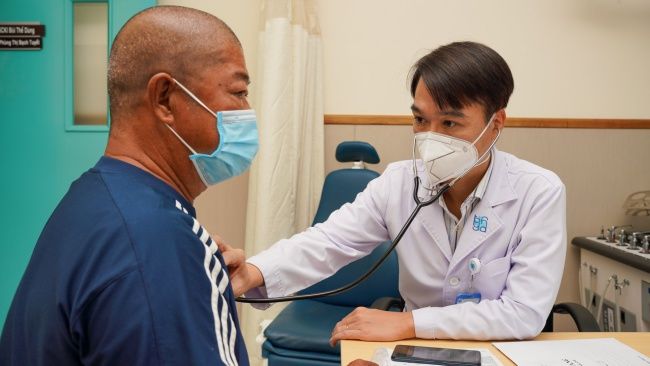 Người bệnh rung nhĩ cần phải tuân thủ lịch hẹn tái khám