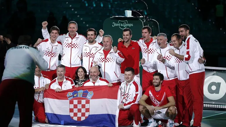 Tin tức tennis: Chủ nhà Italia dừng bước tại Davis Cup