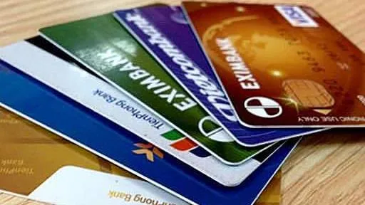 Tin nóng trưa 1/12: Sau 31/12, thẻ từ ATM có bị từ chối giao dịch hay không?