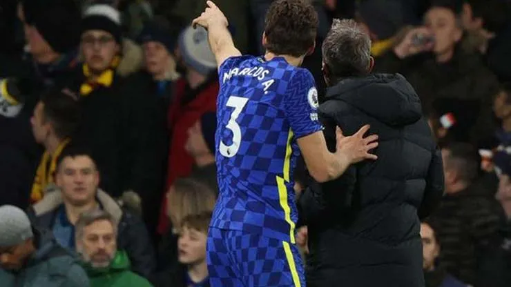 Tin tức Chelsea: Marcos Alonso phát hiện CĐV gặp nguy kịch